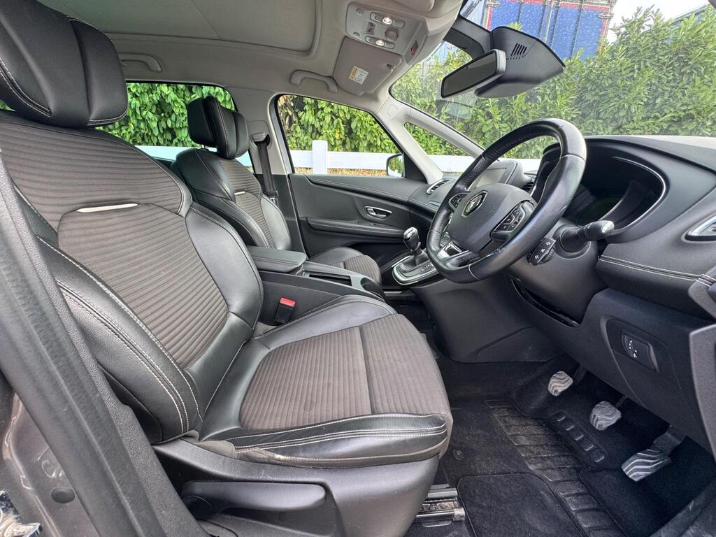 2017 Renault Grand Scenic