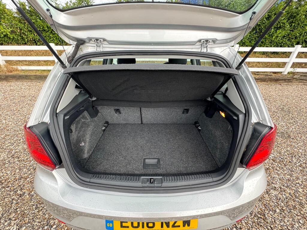 2016 Volkswagen Polo