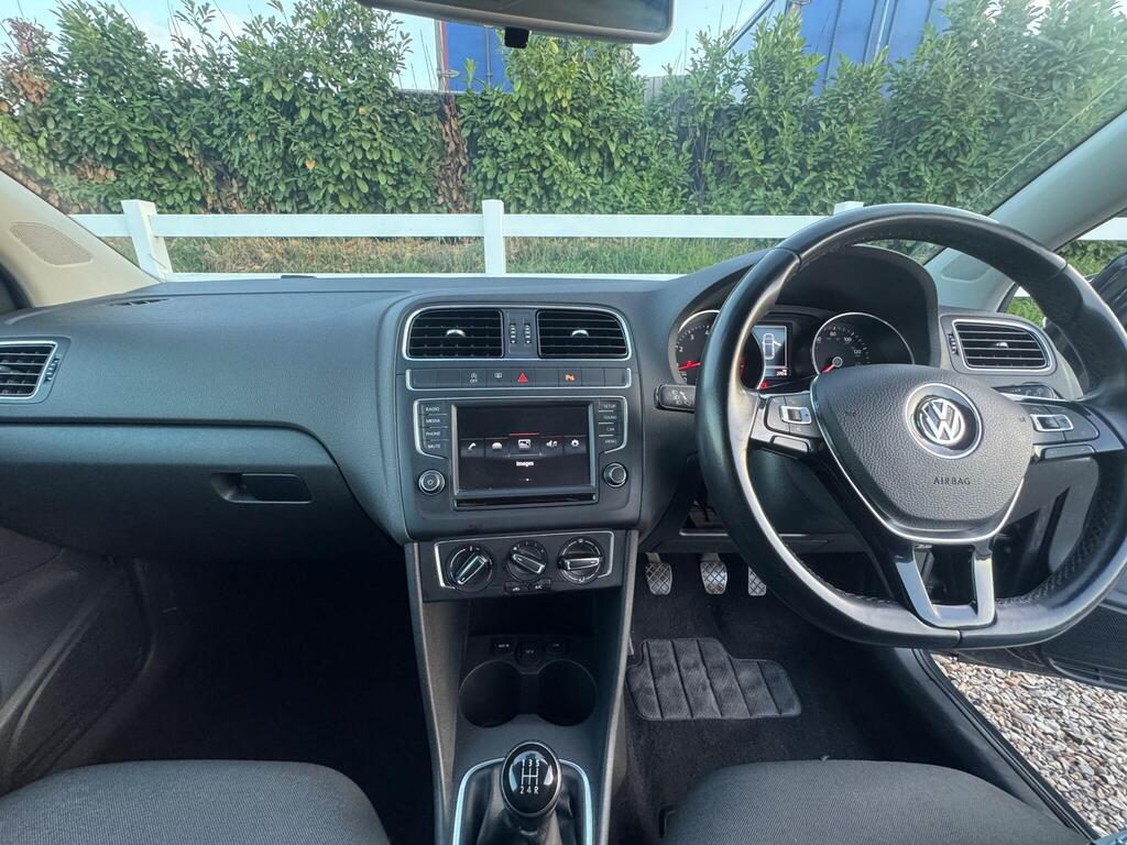 2016 Volkswagen Polo