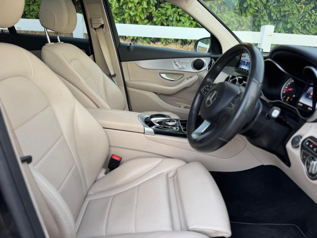 2015 Mercedes-Benz GLC