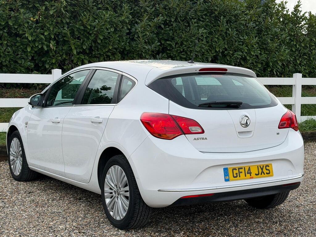 2014 Vauxhall Astra
