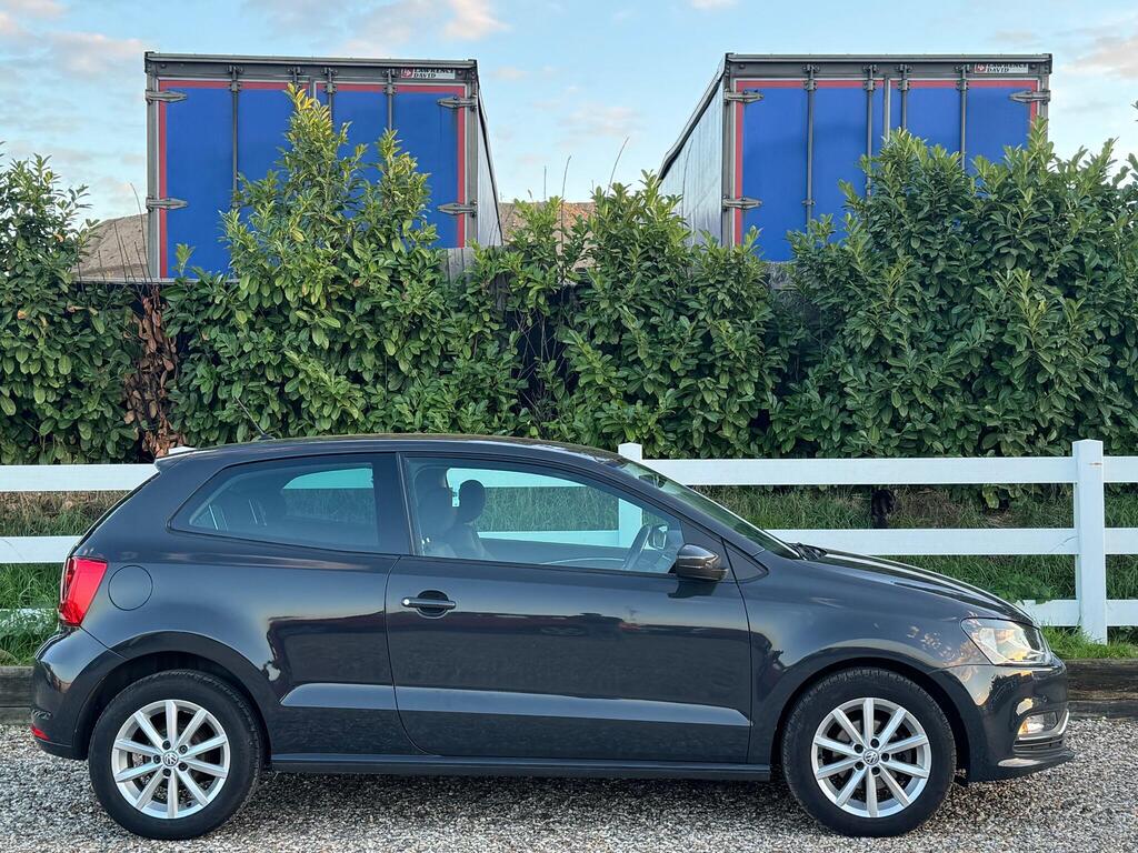 2016 Volkswagen Polo