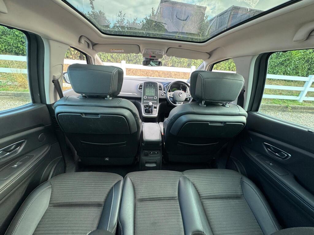 2017 Renault Grand Scenic