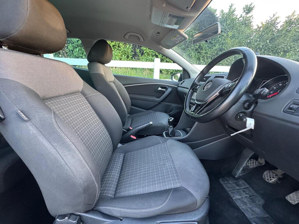 2016 Volkswagen Polo