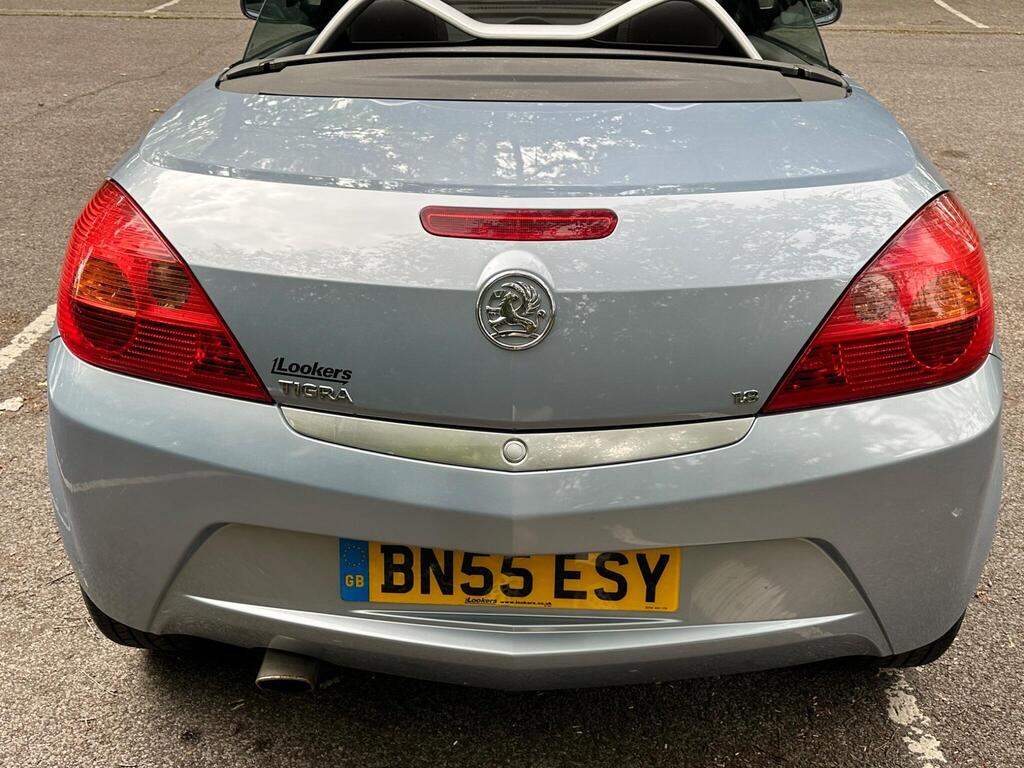 Vauxhall Tigra 1.8i Sport 2dr photo 7