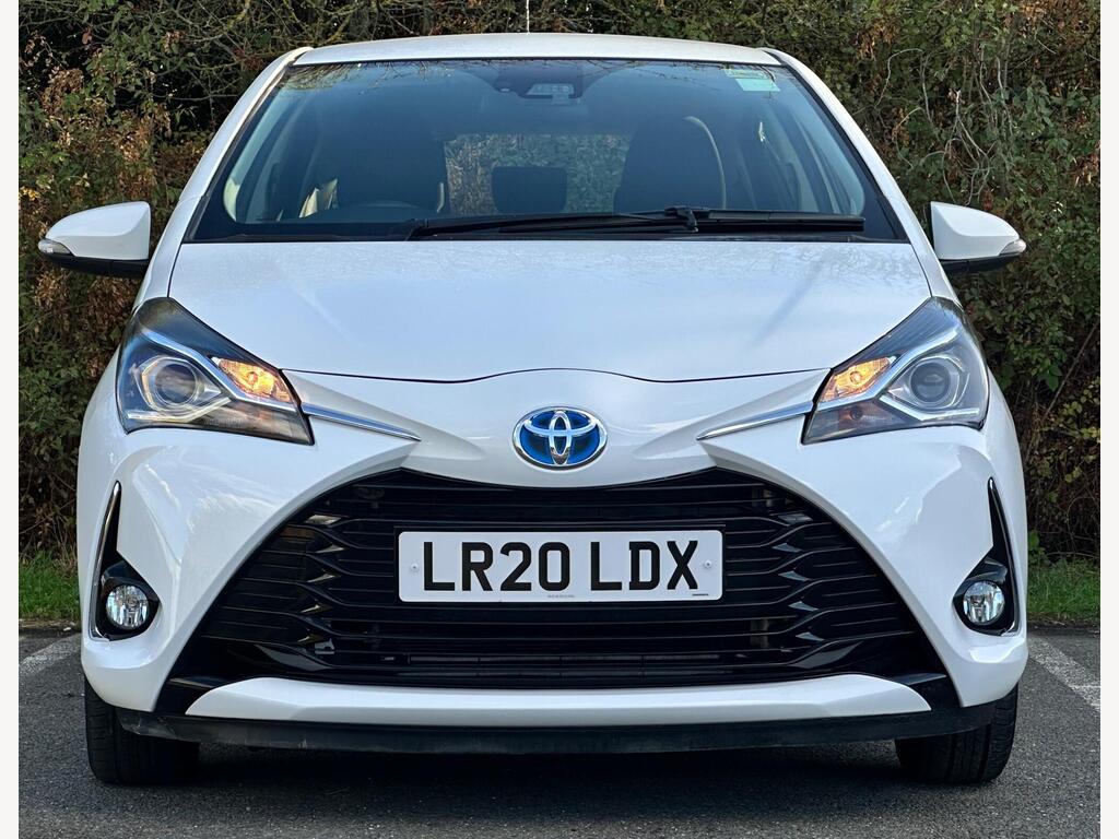 Toyota Yaris 1.5 VVT-h Icon E-CVT Euro 6 (s/s) 5dr photo 2