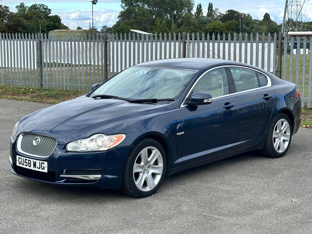 Jaguar XF 2.7d V6 Premium Luxury Auto Euro 4 4dr photo 3