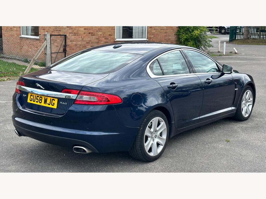 Jaguar XF 2.7d V6 Premium Luxury Auto Euro 4 4dr photo 7
