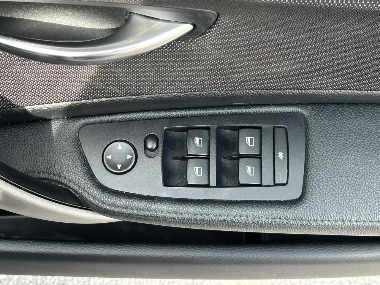BMW 1 Series photo 22