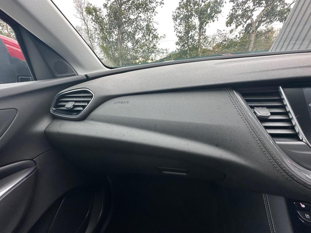 Vauxhall Grandland X photo 14