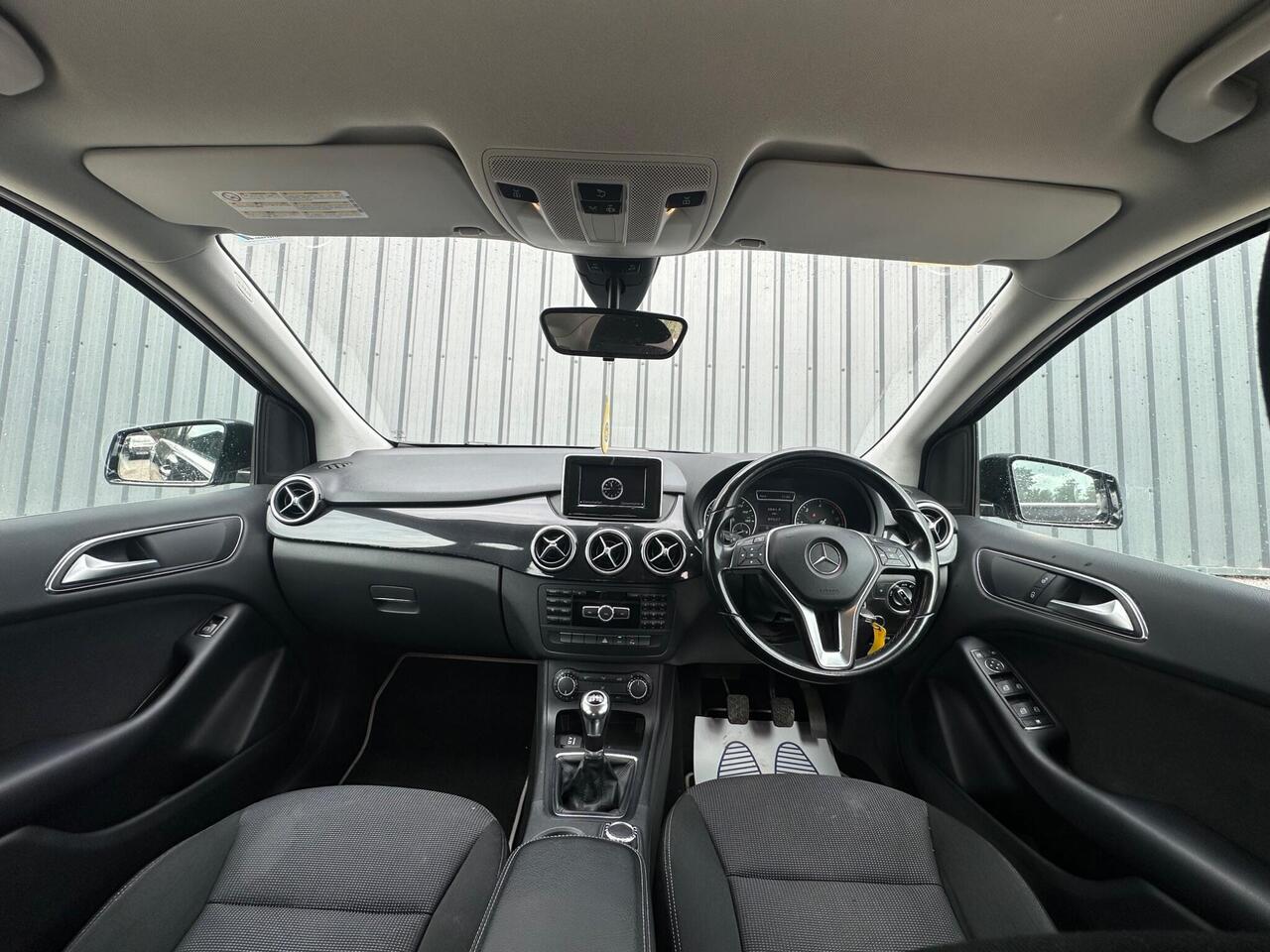Mercedes-Benz B Class photo 13