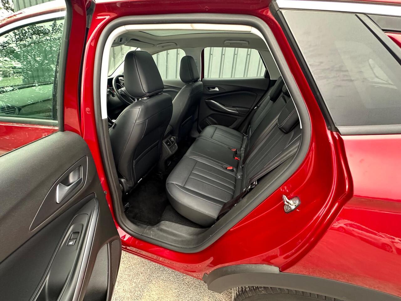 Vauxhall Grandland X photo 20