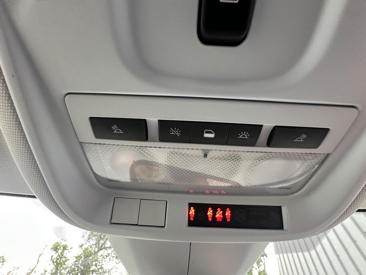 Vauxhall Grandland X photo 24
