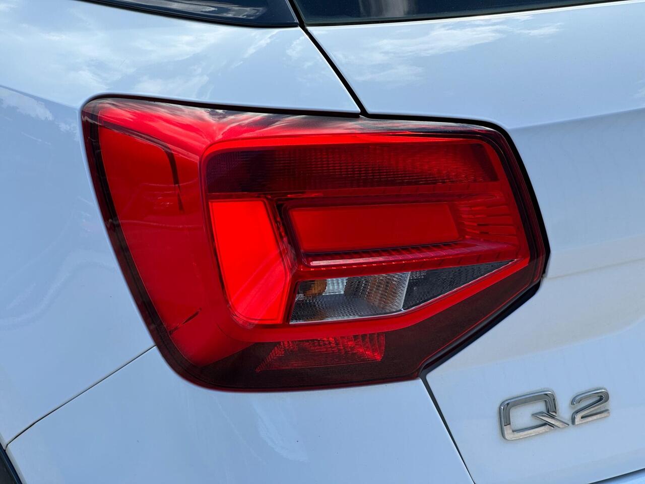 Audi Q2 photo 10