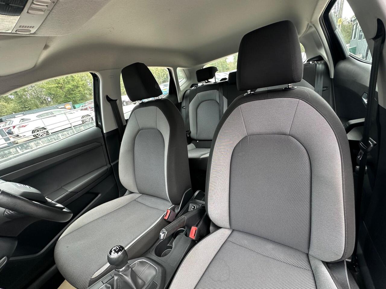 SEAT Ibiza photo 44