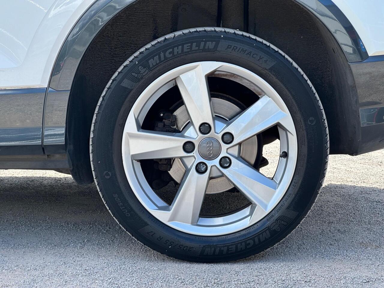 Audi Q2 photo 15