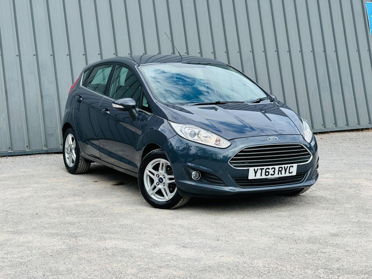 Ford Fiesta photo 41
