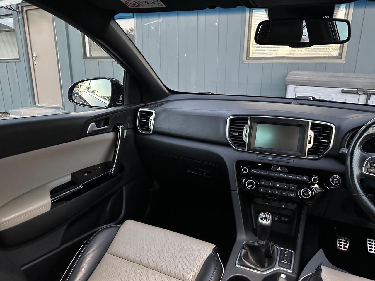 Kia Sportage photo 14