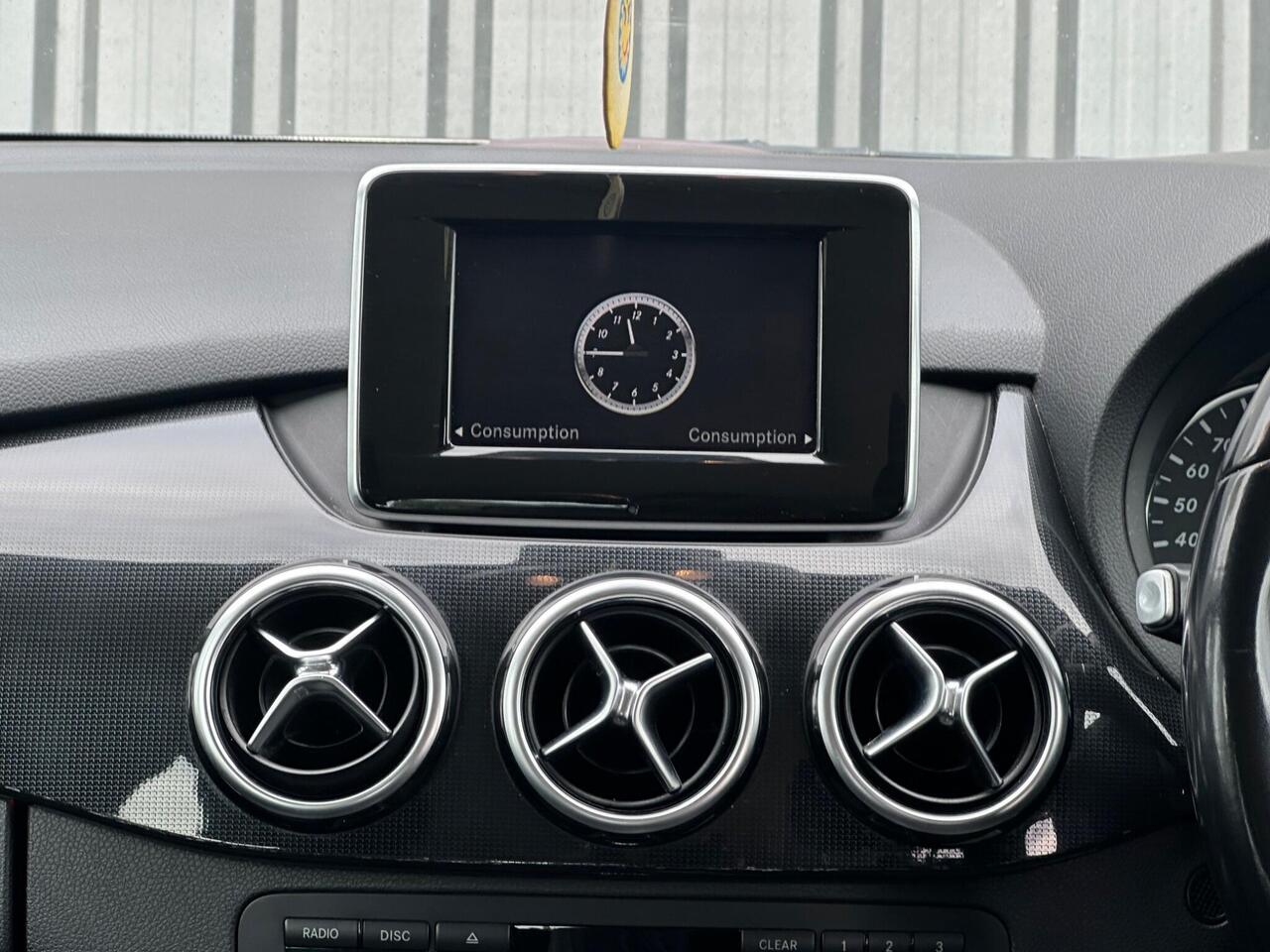 Mercedes-Benz B Class photo 22