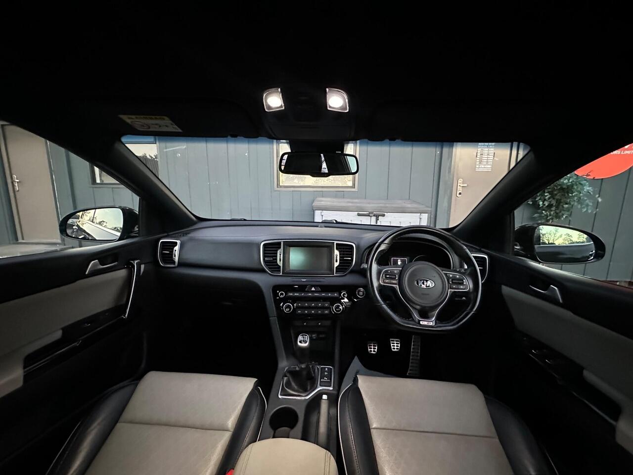 Kia Sportage photo 12