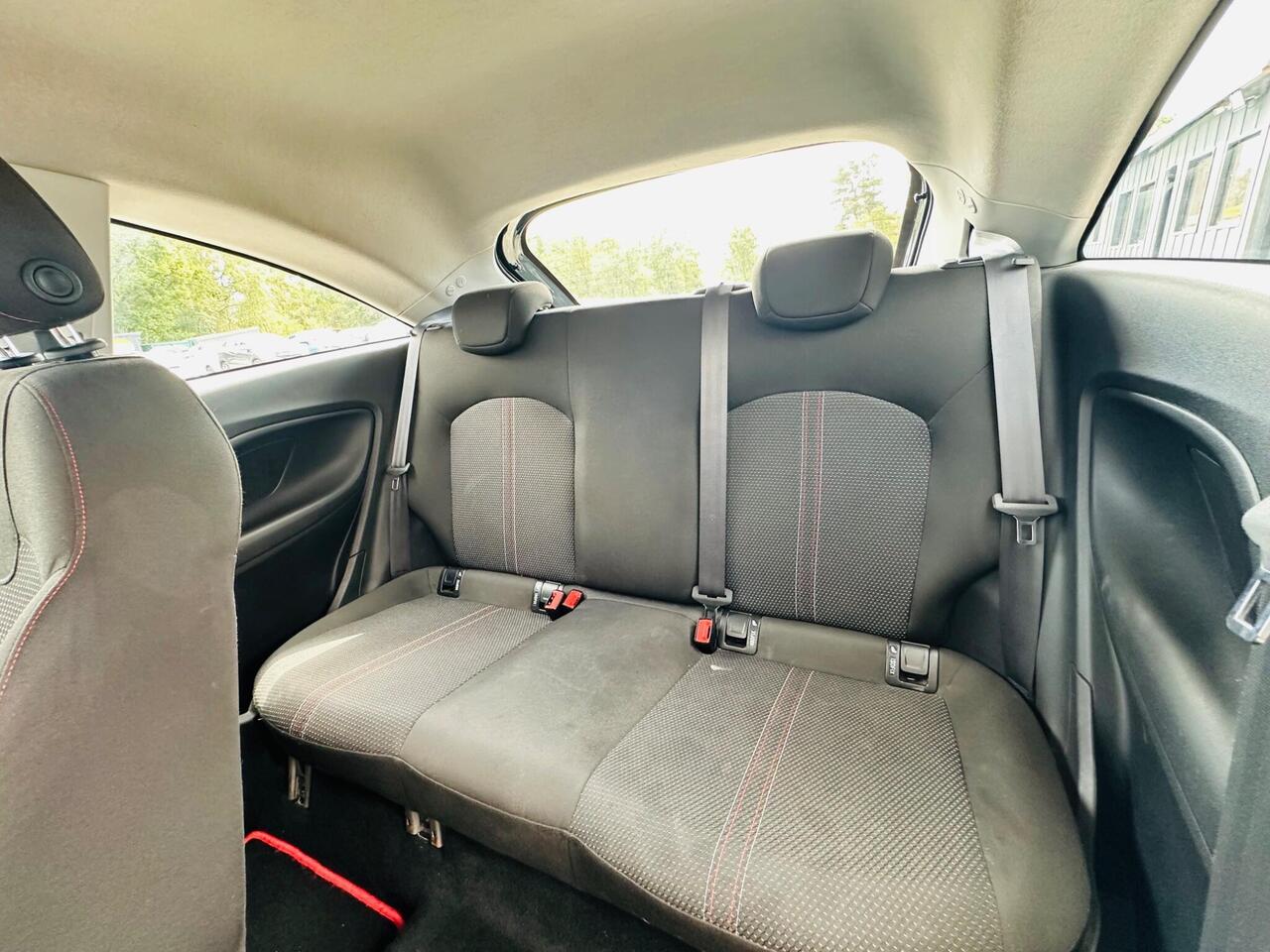 Vauxhall Corsa photo 25