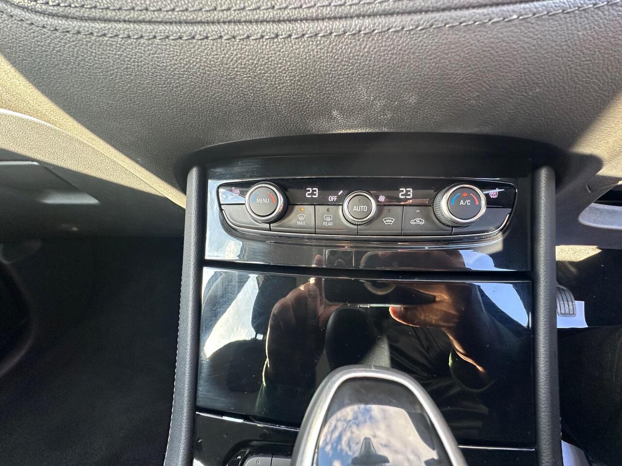 Vauxhall Grandland X photo 16