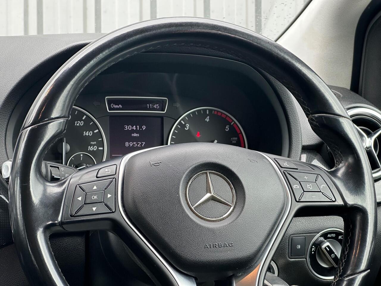 Mercedes-Benz B Class photo 19