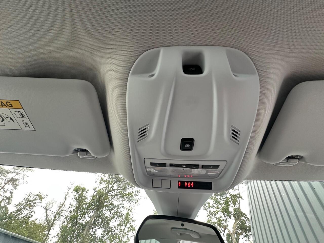 Vauxhall Grandland X photo 23
