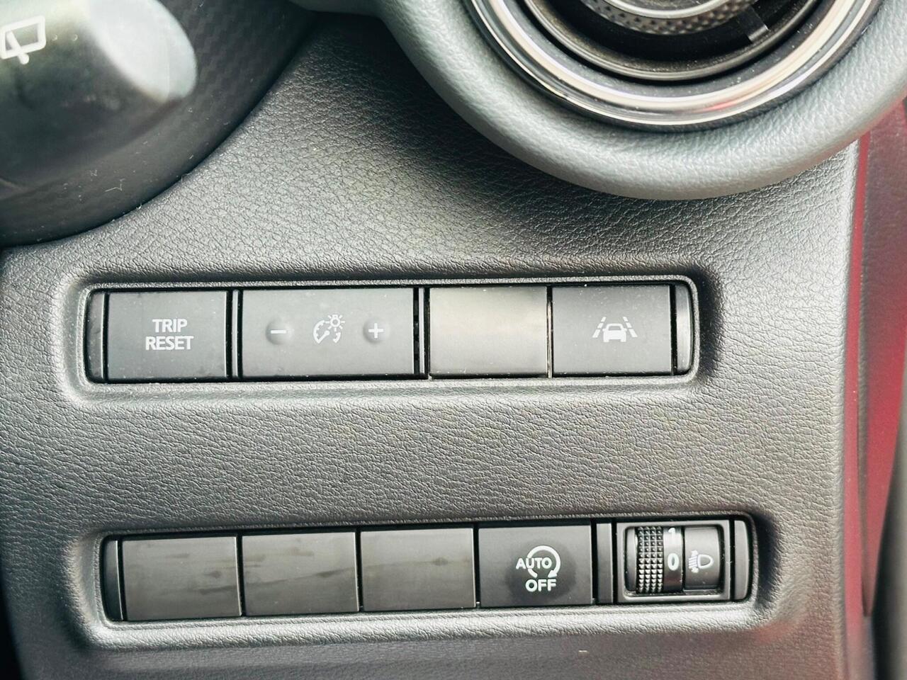 Nissan Juke photo 36