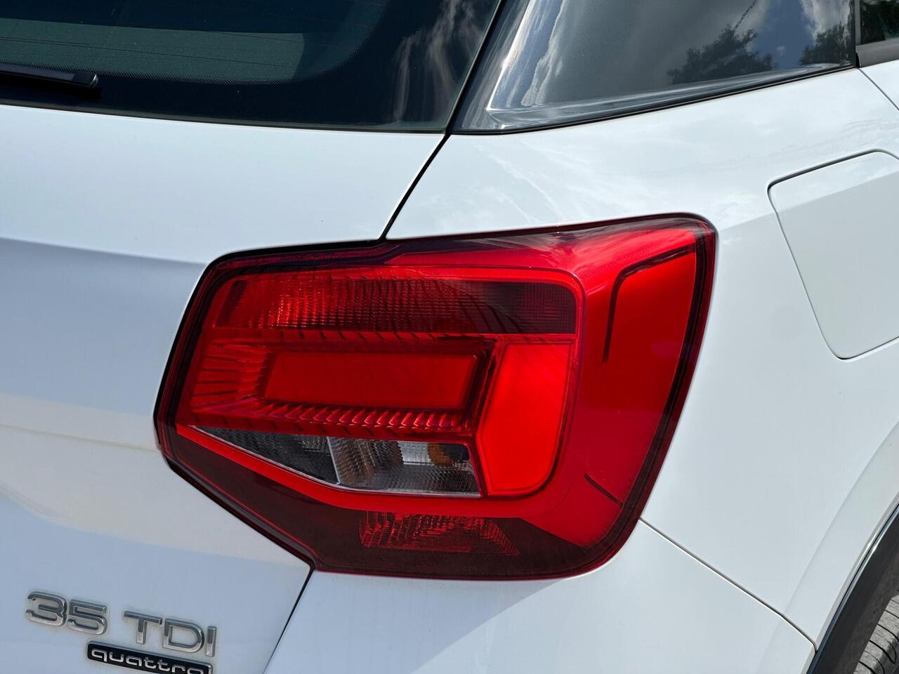Audi Q2 photo 9