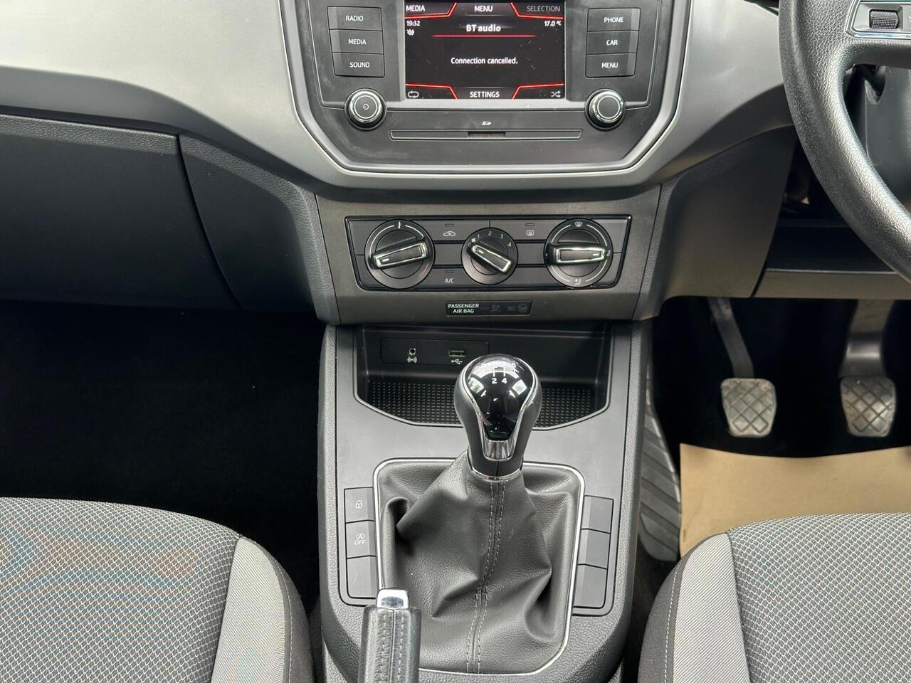 SEAT Ibiza photo 19