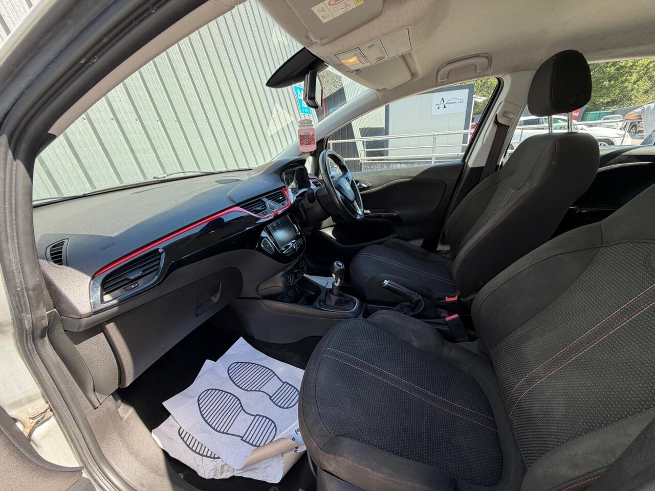 Vauxhall Corsa photo 8