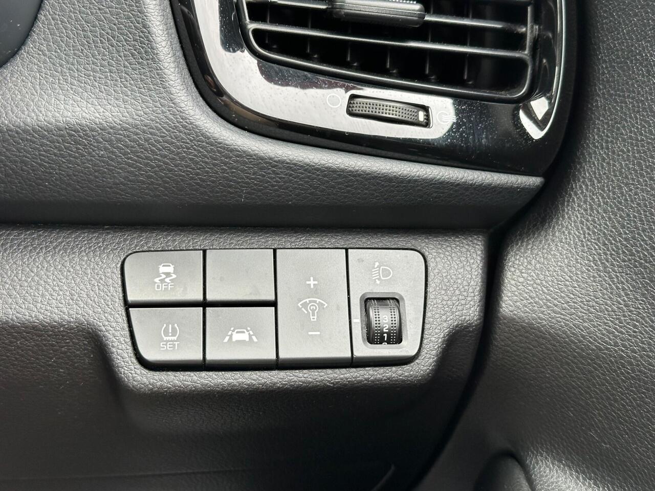 Kia Rio photo 30