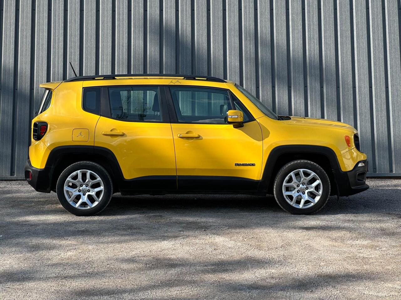 Jeep Renegade photo 6