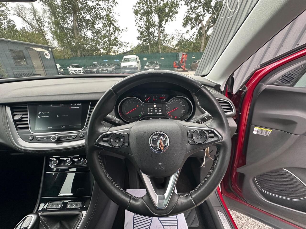 Vauxhall Grandland X photo 17