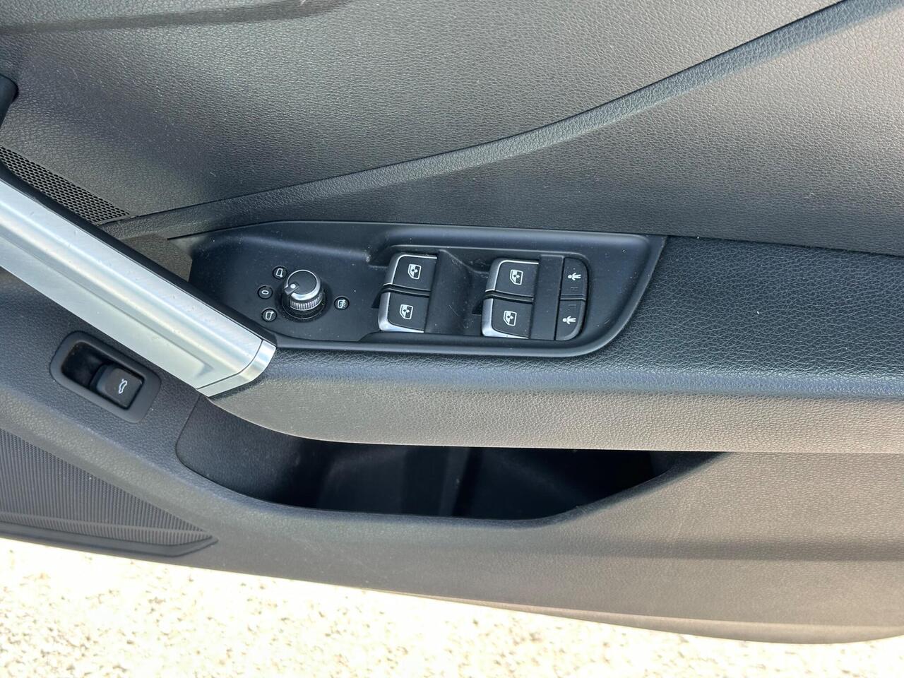 Audi Q2 photo 34