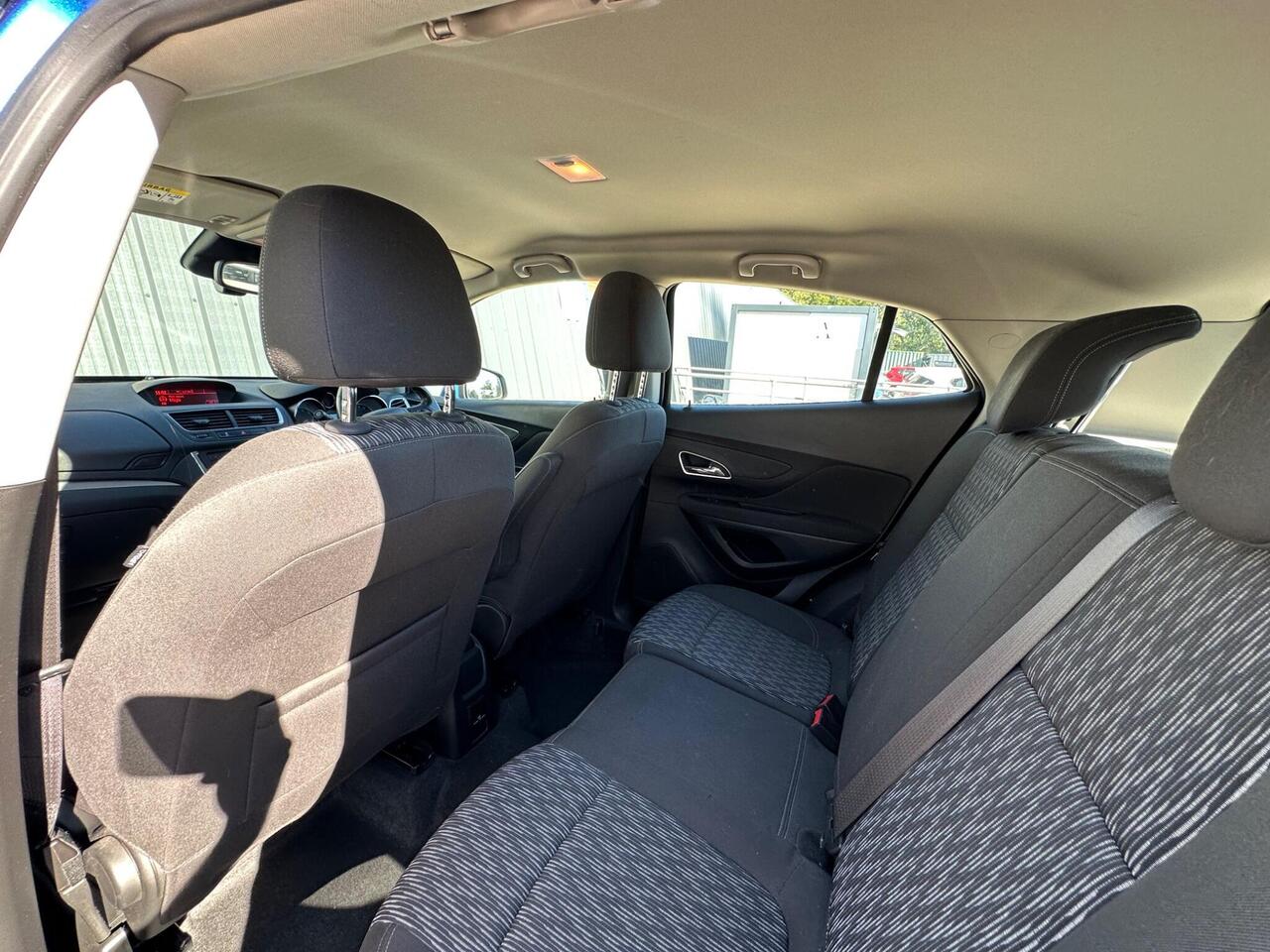 Vauxhall Mokka photo 37