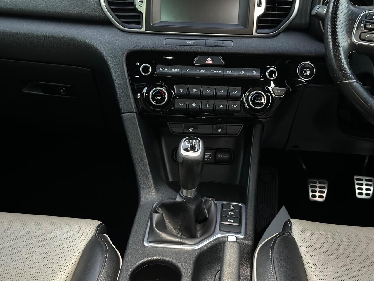 Kia Sportage photo 18