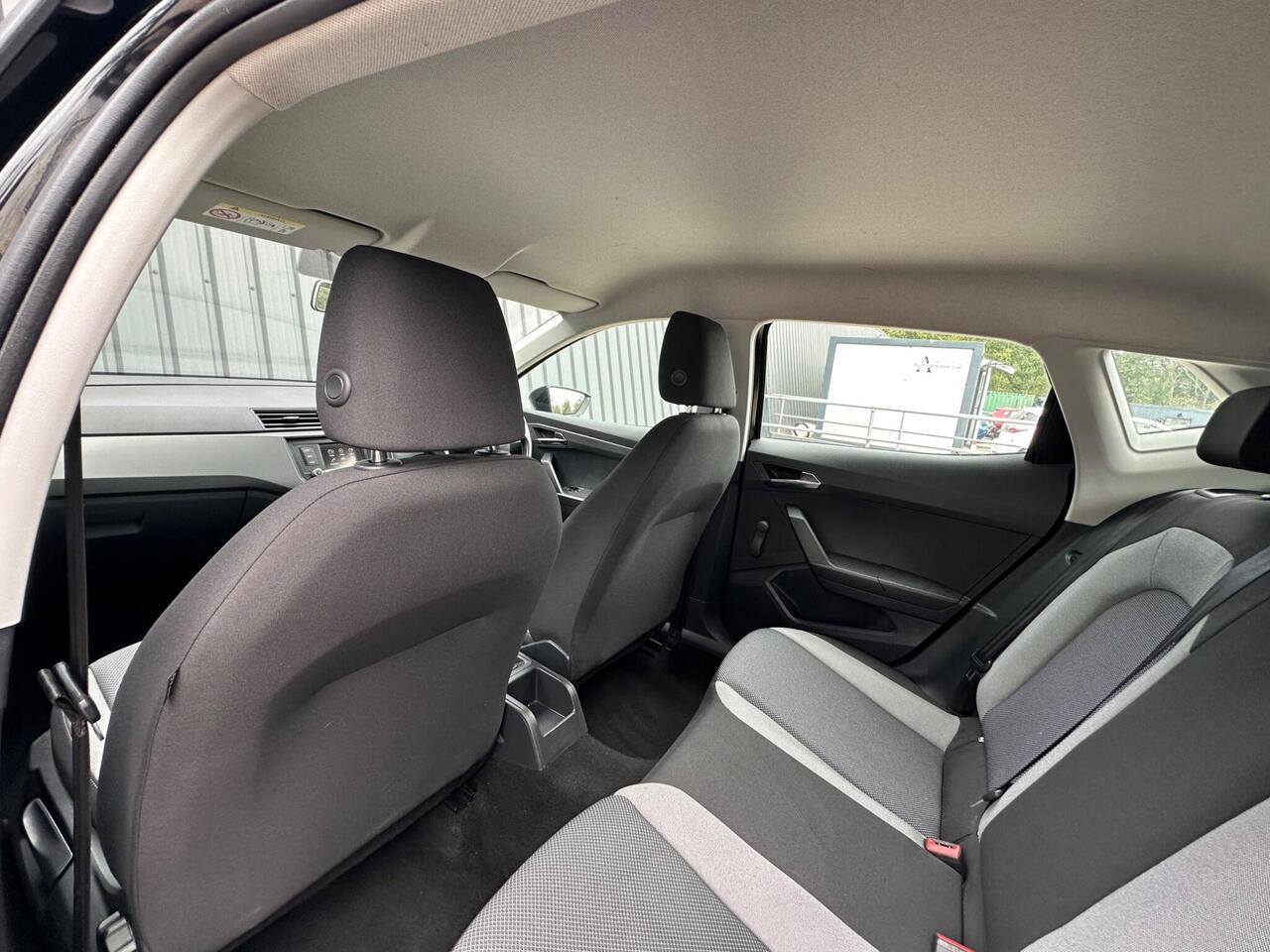 SEAT Ibiza photo 46