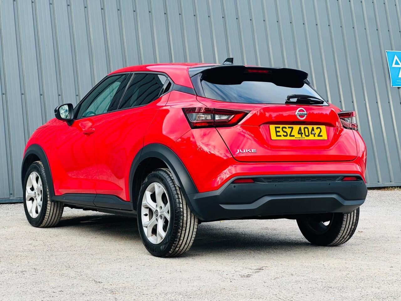 Nissan Juke photo 9