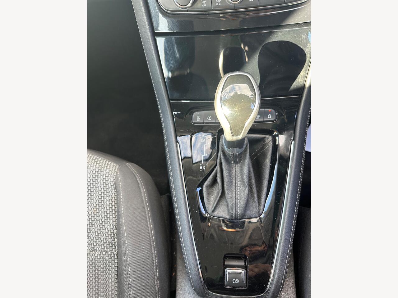 Vauxhall Grandland X photo 17