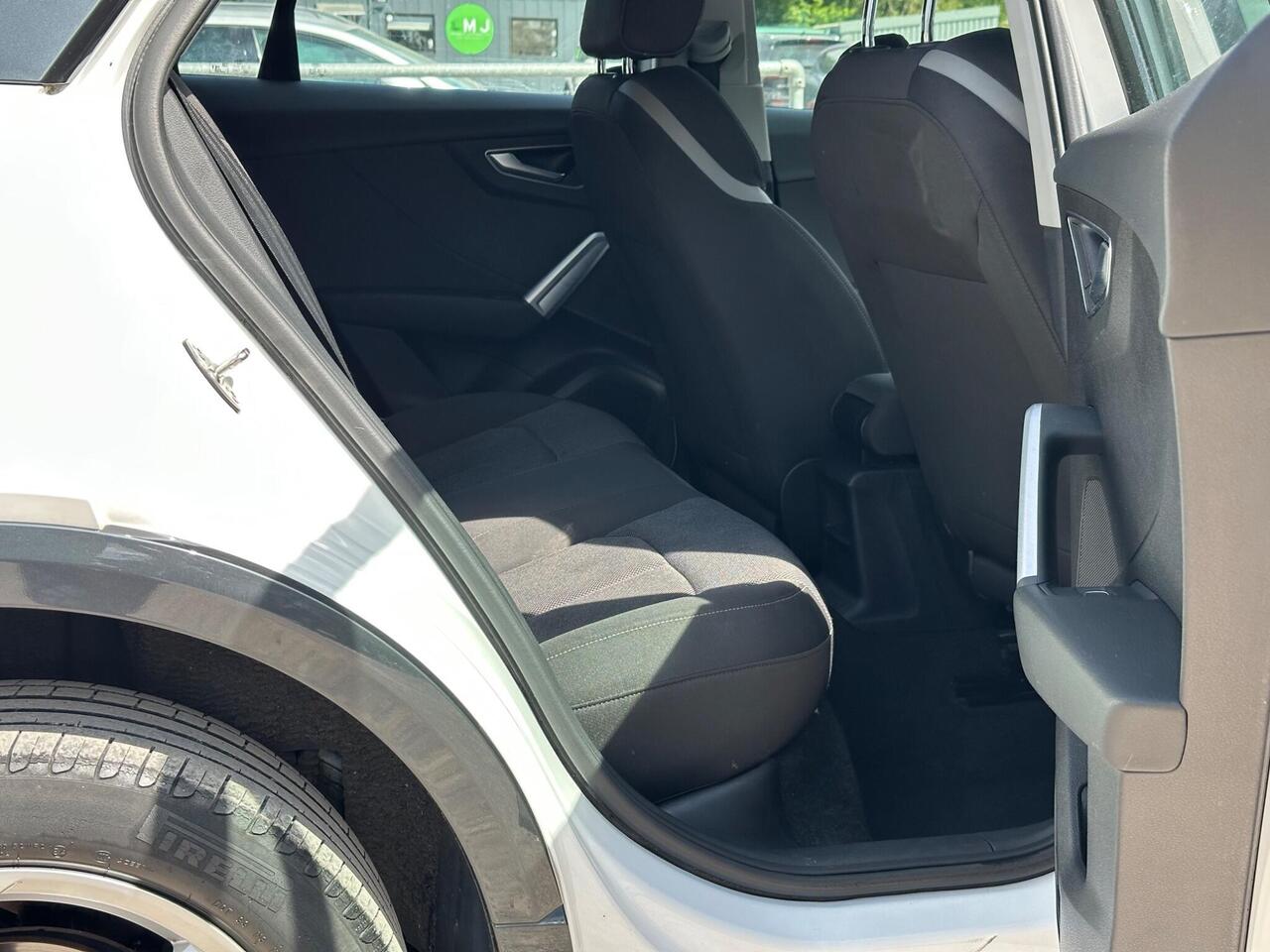 Audi Q2 photo 38