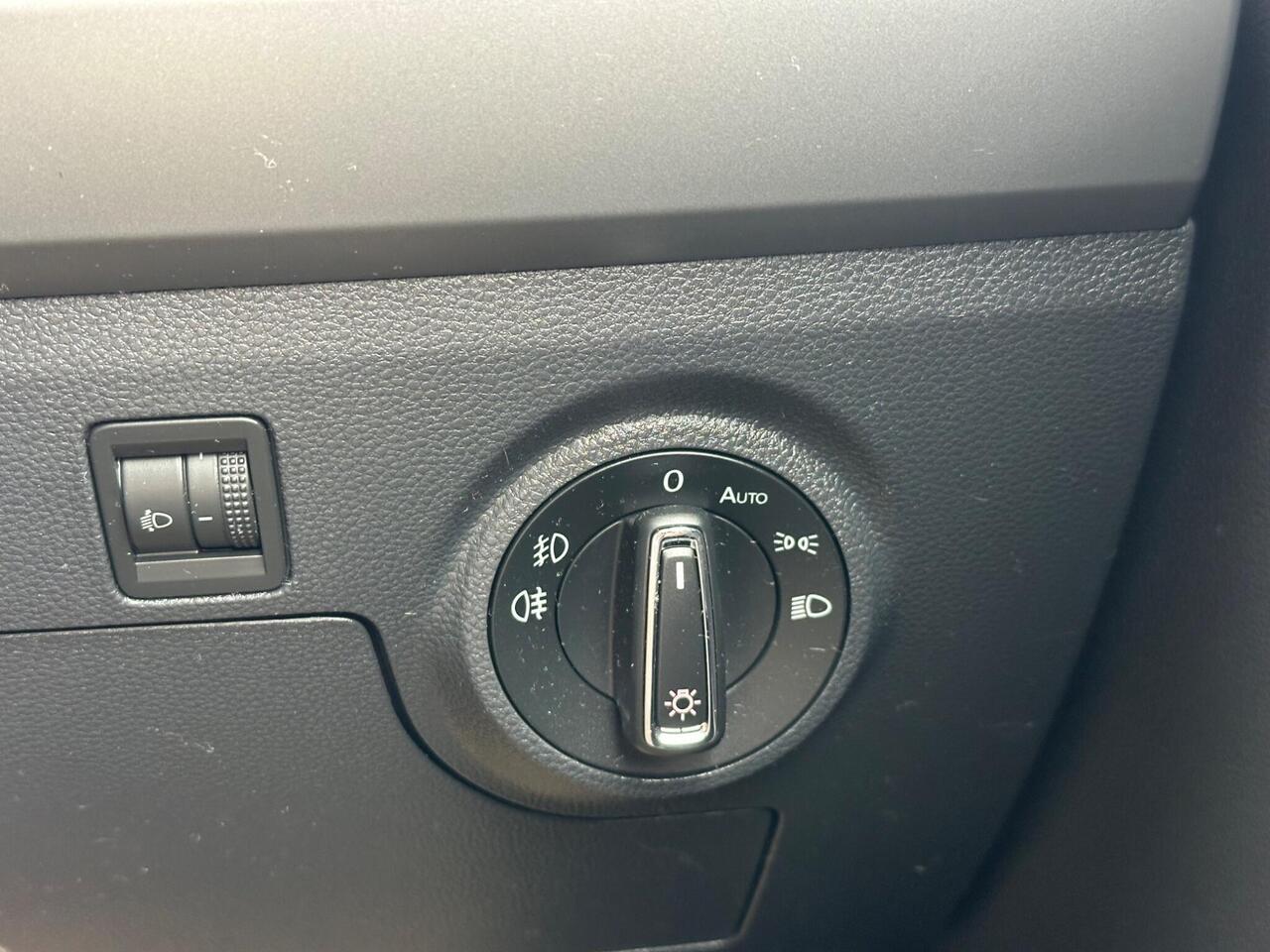 SEAT Ibiza photo 29