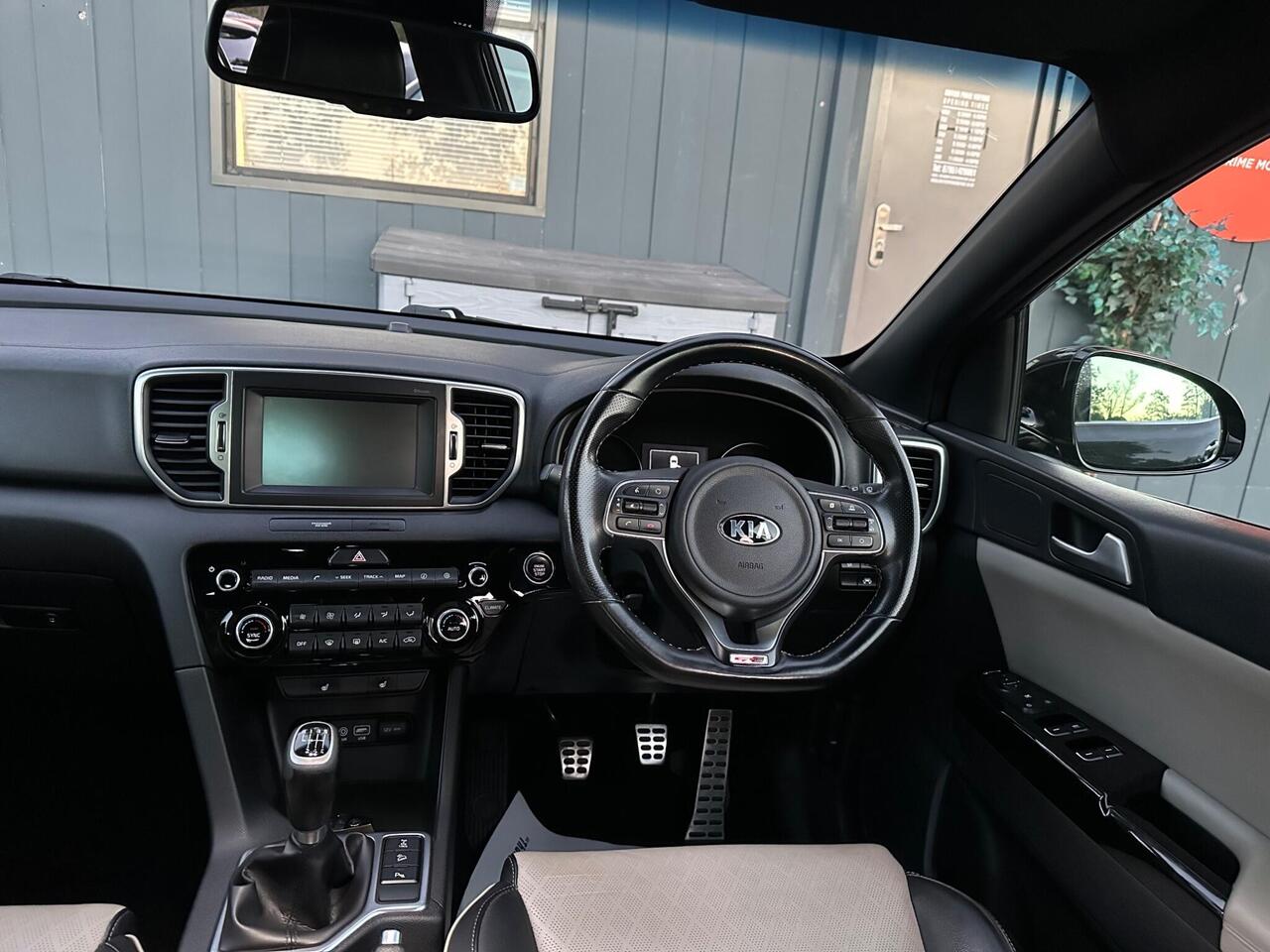 Kia Sportage photo 13