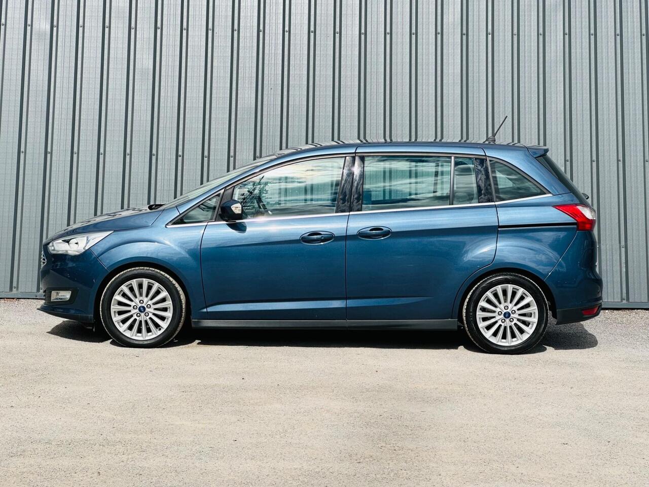 Ford Grand C-Max photo 5
