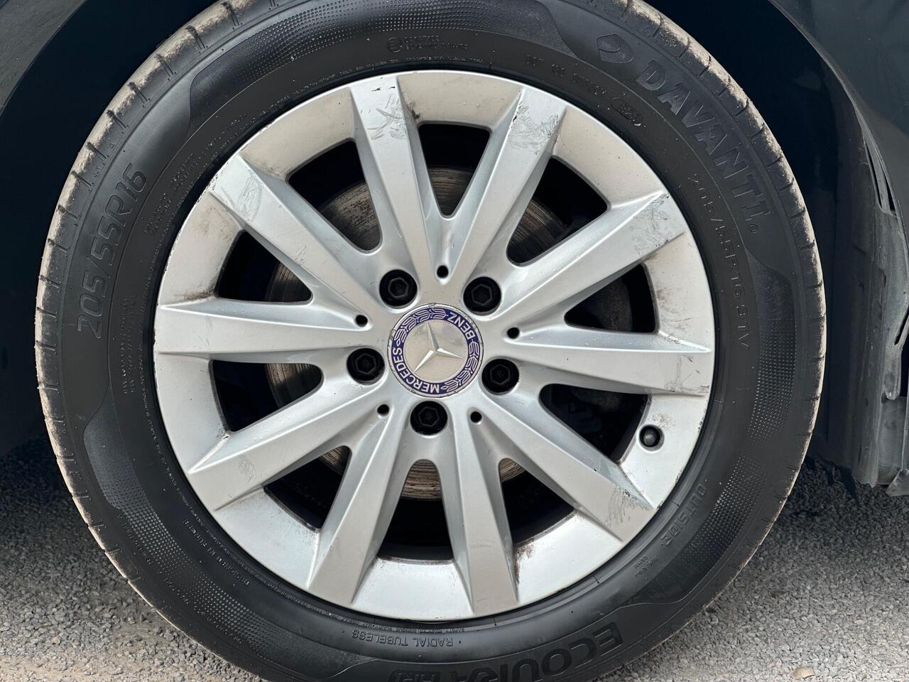 Mercedes-Benz B Class photo 9