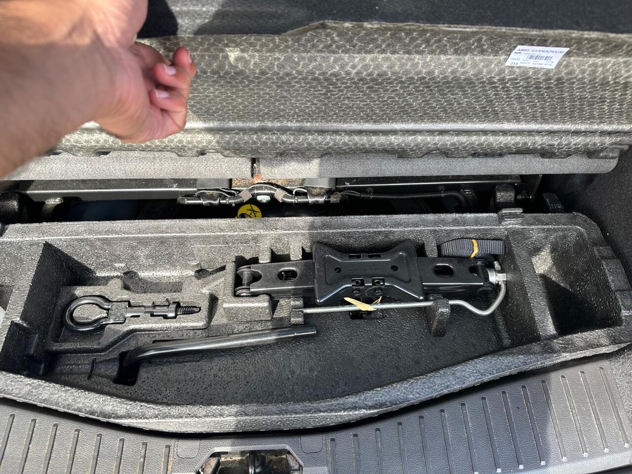 Ford Grand C-Max photo 60