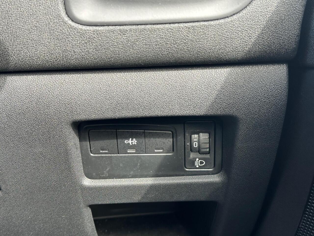 Citroen C4 photo 23