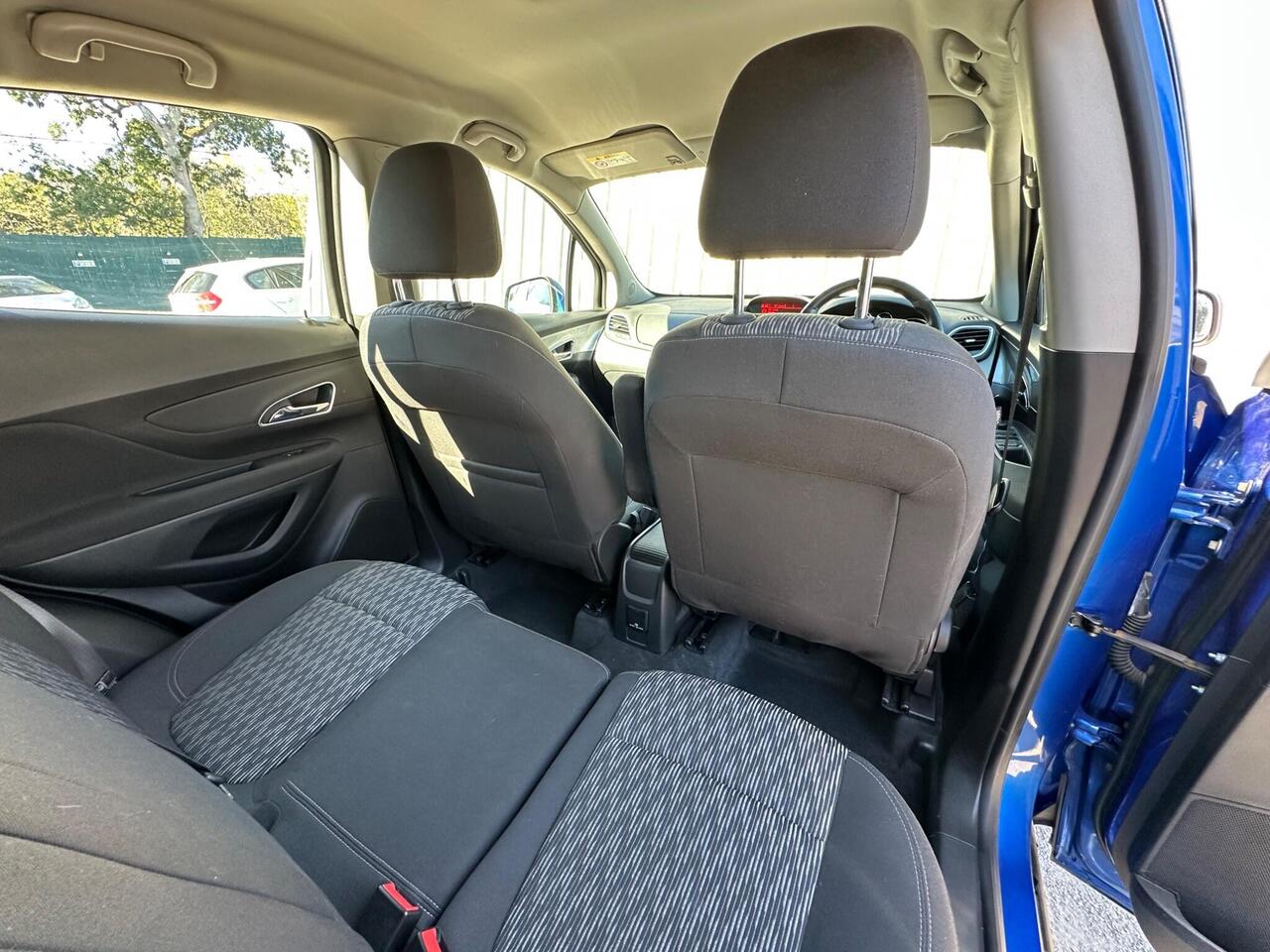 Vauxhall Mokka photo 39