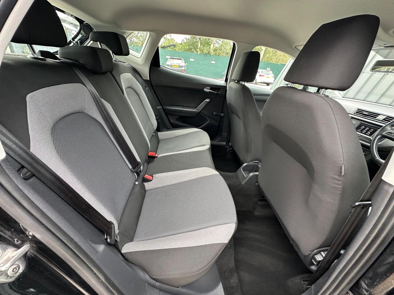SEAT Ibiza photo 51